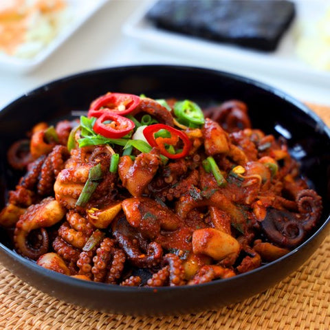 얌얌 l stir-fried spicy baby octopus Mealkit • 불맛 쭈꾸미 볶음 밀키트 (쭈꾸미 350g/야채,우동사리 포함)