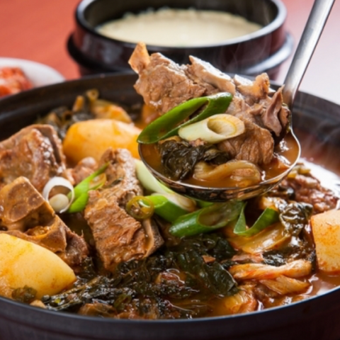 釜山猪肉汤 l 辣酱汤 2-3人份