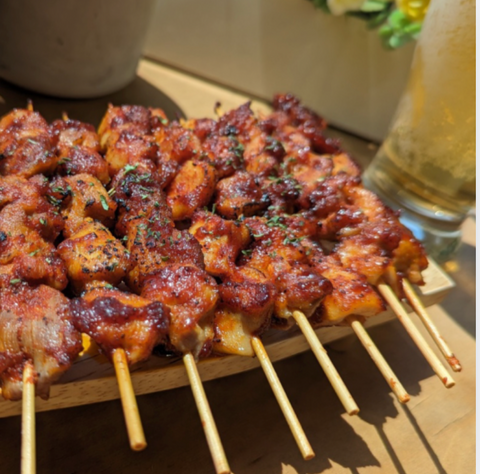 얌얌 l Chicken Skewers • 닭꼬치 8's