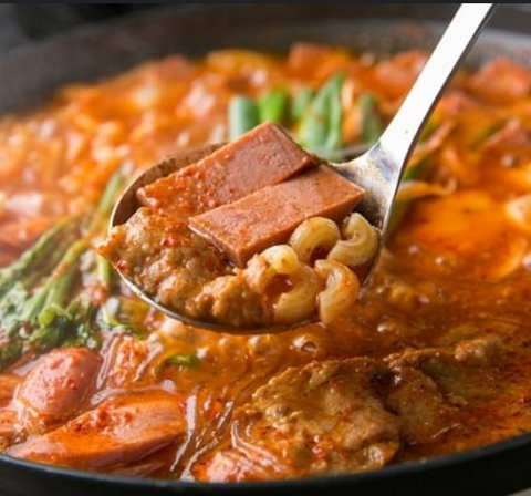 Papa's l Budae Jjigae for 2-3 people (includes ramen noodles)