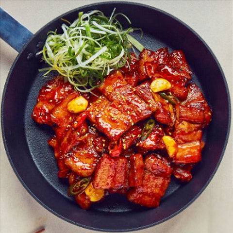 Yum Yum l 牛肉白菜汤 + 韩式辣酱五花肉 (2-3 人份)