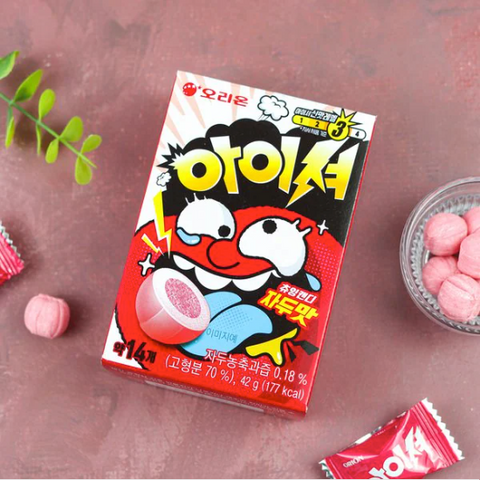 Orion l Ice Plum Flavor 42g - A tingle as soon as you put it in your mouth! Then, the sweetness of plums melts in your mouth!