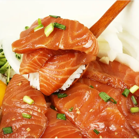 Cold Soy Sauce Salmon 800g - Fresh salmon marinated in a secret soy sauce with onions, refreshing lemon, and a savory kick!