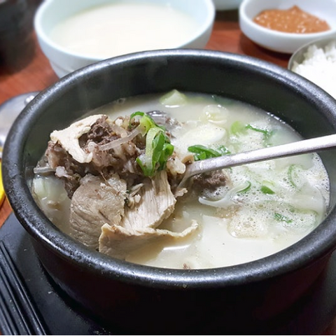 American Sundae l Sundae Soup Special (Includes Sundae, Naejang, and Boiled Pork) 