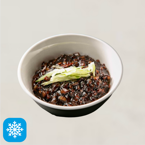 Sauceman l Jjajang Sauce 560g