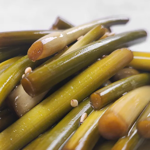 단지 l 아삭아삭 마늘 쫑 장아찌  300g - 입점 기념 20% 할인