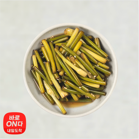 단지 l 아삭아삭 마늘 쫑 장아찌  300g - 입점 기념 20% 할인