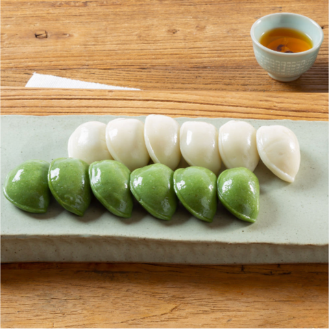 Gwijung Tteokbang l Half-moon Rice Cakes 500g