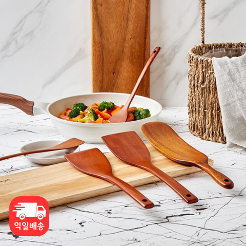 Kitchen Utensils l Lacquered Wood Turner • 천연 옻칠 우드 뒤집개